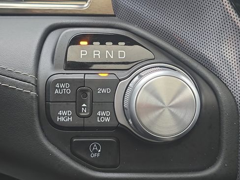 Used 2019 RAM 1500 Limited AWD/4WD image 22