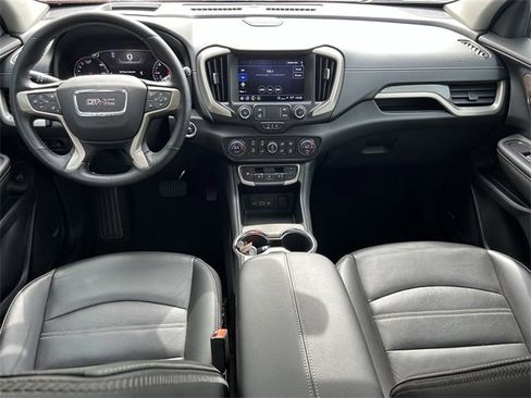 Used 2022 GMC Terrain Denali w/ Denali Premium Package image 9
