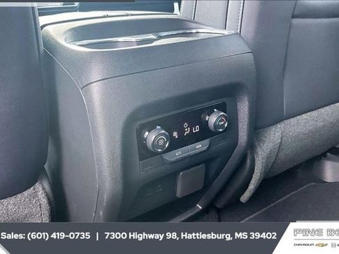 New 2026 Chevrolet Traverse LT image 25