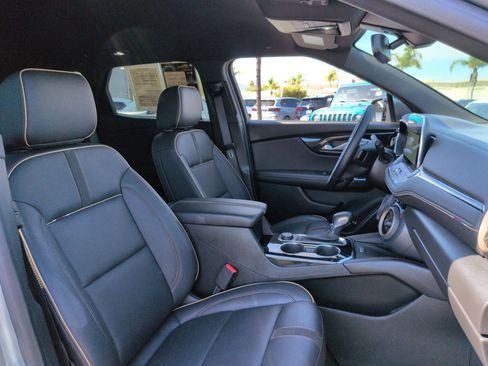 Used 2023 Chevrolet Blazer Premier image 32