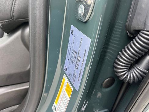 Used 2025 Chevrolet Tahoe Z71 w/ Comfort Package image 34