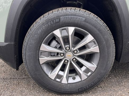 New 2026 Chevrolet Equinox LT w/ Safety and Technology Package AWD/4WD image 10