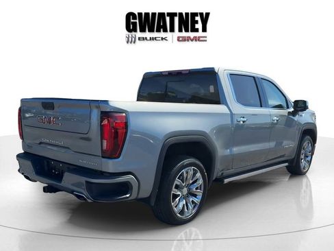 Used 2024 GMC Sierra 1500 Denali w/ Denali Reserve Package AWD/4WD image 3