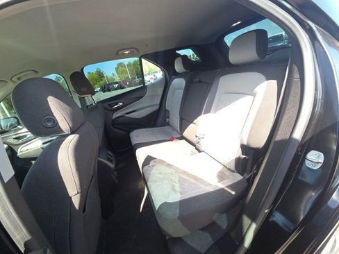 Used 2020 Chevrolet Equinox LS FWD image 14