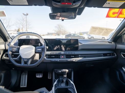 Used 2025 Kia K4 GT-Line Turbo image 15