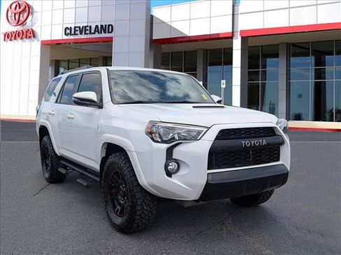 Used 2019 Toyota 4Runner TRD Off-Road Premium AWD/4WD image 2