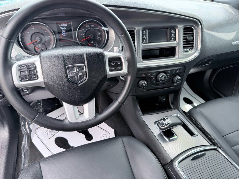 Used 2012 Dodge Charger SXT Plus RWD image 9