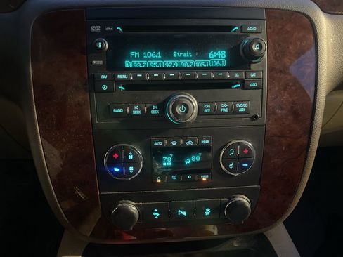 Used 2012 Chevrolet Tahoe LT w/ Luxury Package image 19