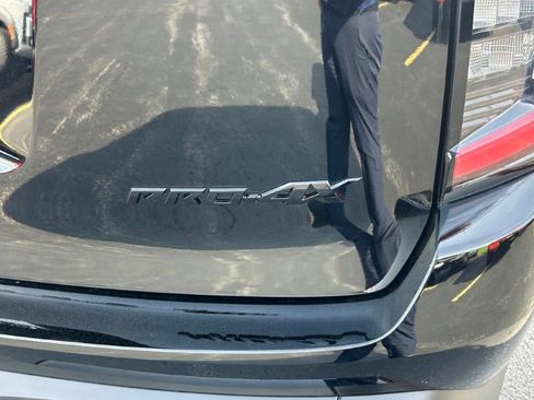 New 2025 Nissan Armada PRO-4X AWD/4WD image 15