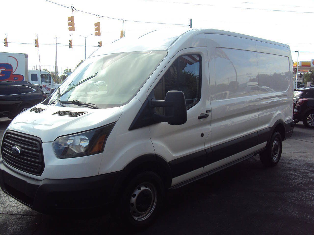 Used 2015 Ford Transit 350 148 Medium Roof RWD image 3