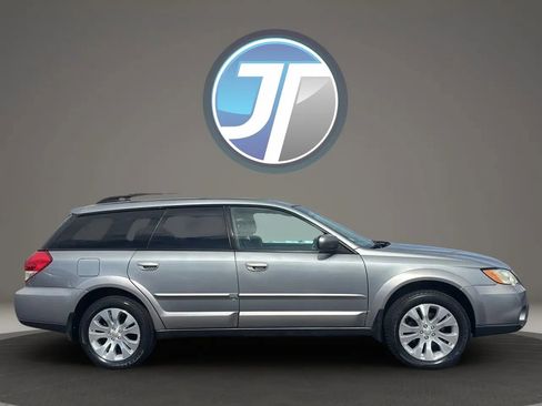 Used 2009 Subaru Outback 2.5i Limited AWD/4WD image 23