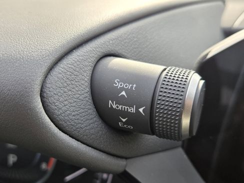 Certified 2025 Lexus ES 350 w/ Premium Package image 24