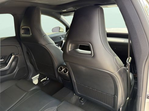 Used 2020 Mercedes-Benz CLA 250 image 34
