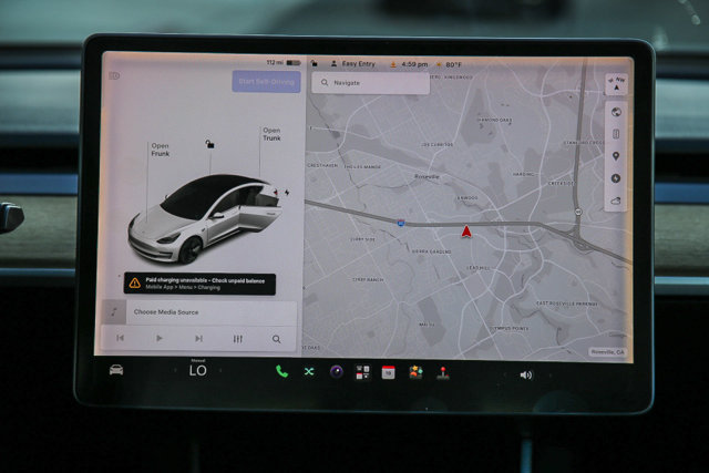 Used 2018 Tesla Model 3 Long Range AWD/4WD image 13