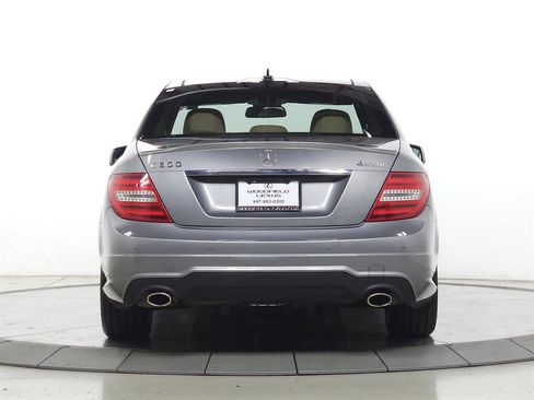 Used 2012 Mercedes-Benz C 300 4MATIC Sedan image 6