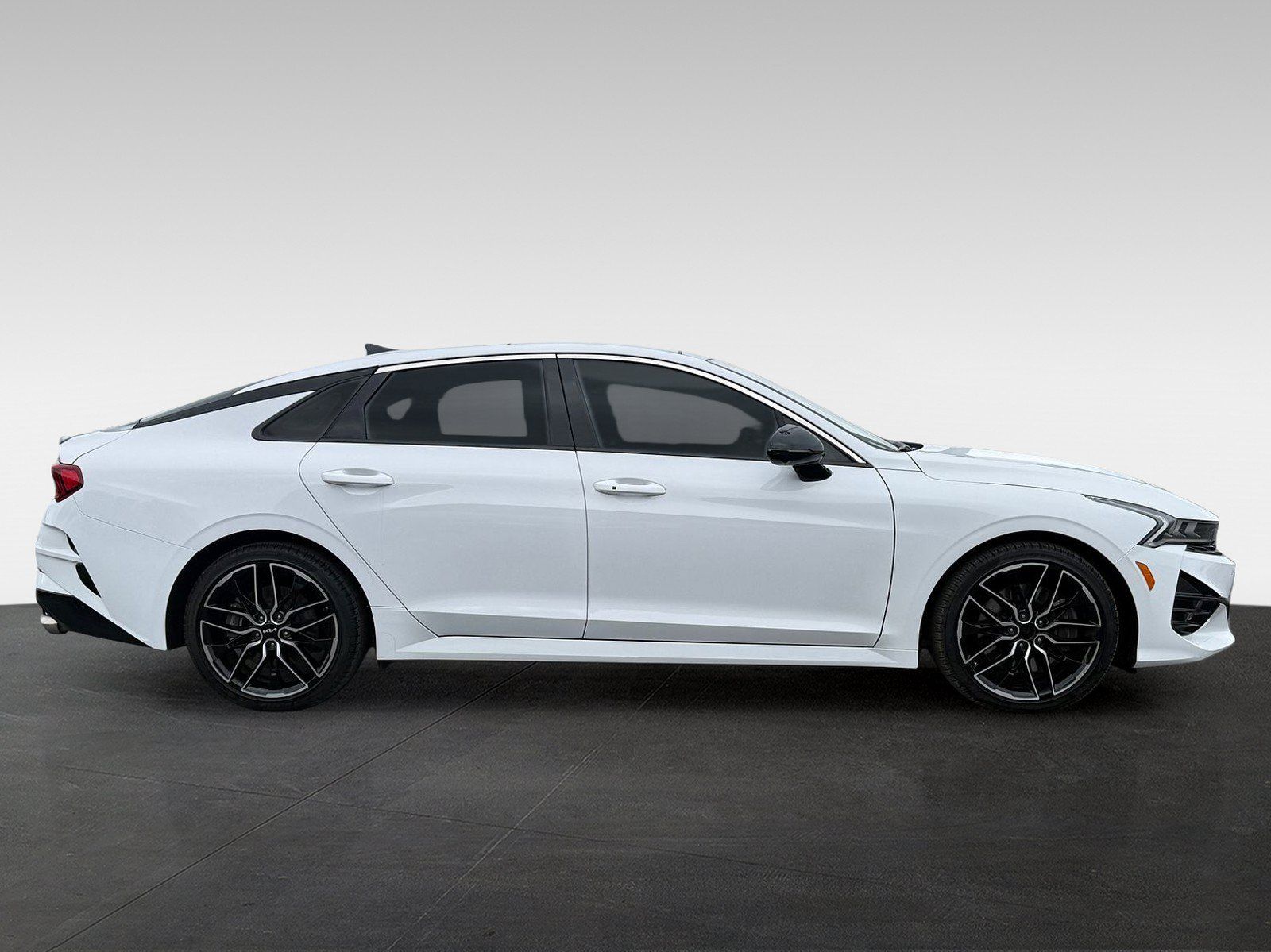 Used 2024 Kia K5 GT w/ GT1 Package FWD image 4