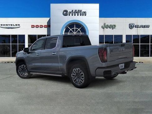 Used 2024 GMC Sierra 1500 Denali Ultimate AWD/4WD image 9