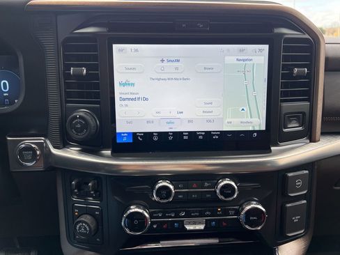 New 2025 Ford F150 King Ranch w/ FX4 Off-Road Package image 19