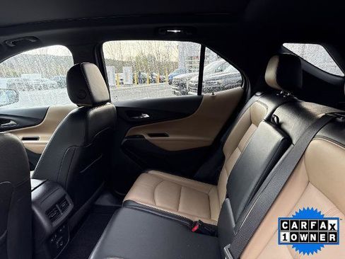 Used 2023 Chevrolet Equinox Premier AWD/4WD image 12
