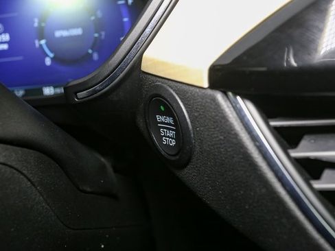 Used 2022 Ford Escape Titanium w/ Titanium Elite Package image 30