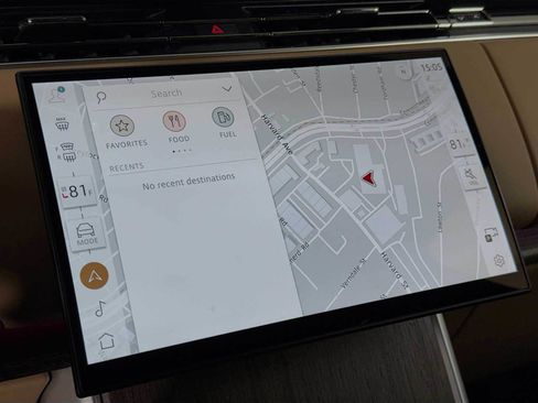 New 2026 Land Rover Range Rover Long Wheelbase SE image 15