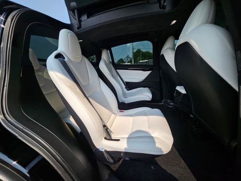 Used 2021 Tesla Model X Long Range AWD/4WD image 70