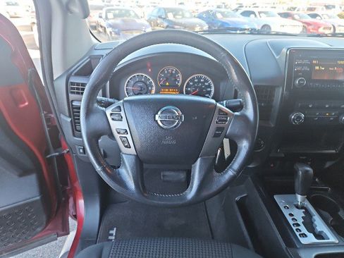 Used 2014 Nissan Titan SV w/ SV Value Truck Package image 13