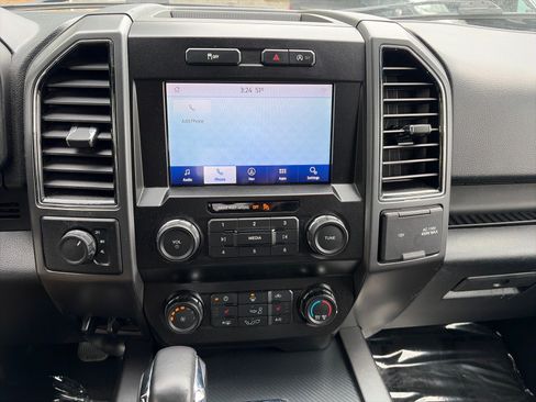 Used 2020 Ford F150 XLT w/ Equipment Group 302A Luxury AWD/4WD image 20