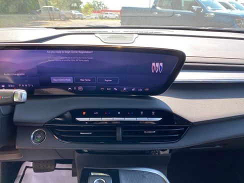 New 2026 Buick Enclave Sport Touring w/ Power Package image 19