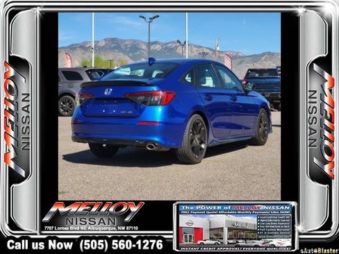 Used 2023 Honda Civic Sport image 4