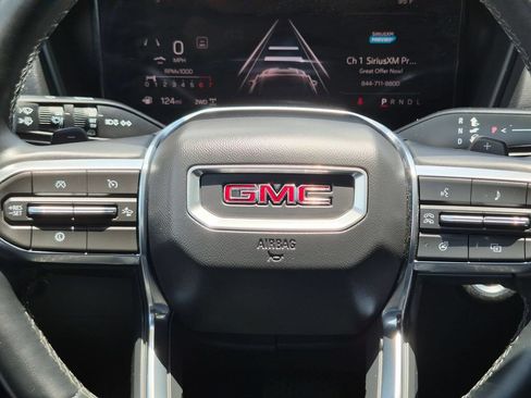 Used 2025 GMC Terrain Elevation AWD/4WD image 24
