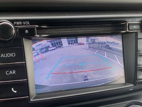 Used 2017 Toyota RAV4 LE w/ Carpet Mat Package AWD/4WD image 22