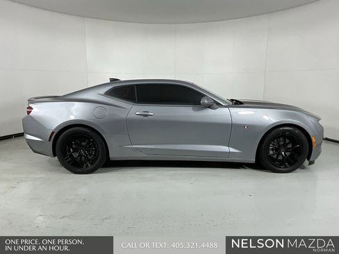 Used 2024 Chevrolet Camaro LT image 8