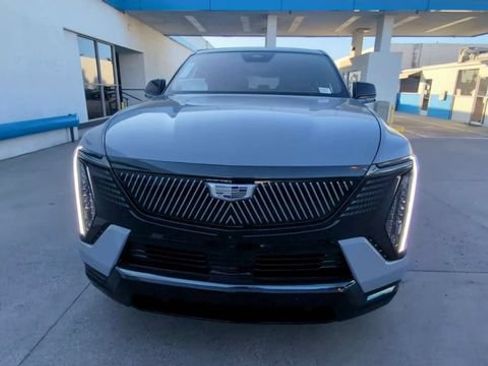 Used 2026 Cadillac Escalade IQ Sport 1 AWD/4WD image 3