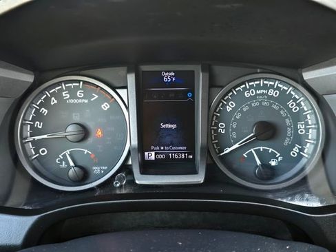 Used 2017 Toyota Tacoma TRD Pro AWD/4WD image 14