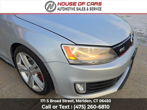 Used 2015 Volkswagen Jetta GLI SE FWD image 11