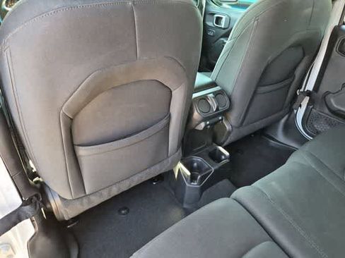 Certified 2018 Jeep Wrangler Unlimited Sport S AWD/4WD image 18