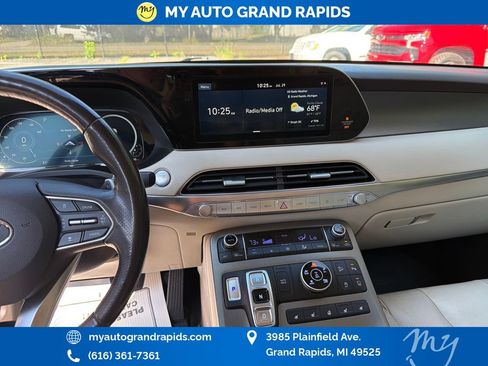 Used 2020 Hyundai Palisade Limited AWD/4WD image 18