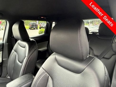 Used 2026 Jeep Compass Limited AWD/4WD image 6