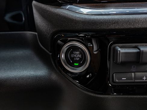 Used 2024 GMC Sierra 1500 SLT w/ SLT Premium Plus Package image 22