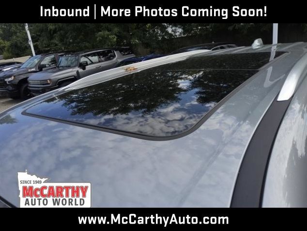 Used 2026 Buick Enclave Avenir AWD/4WD image 13