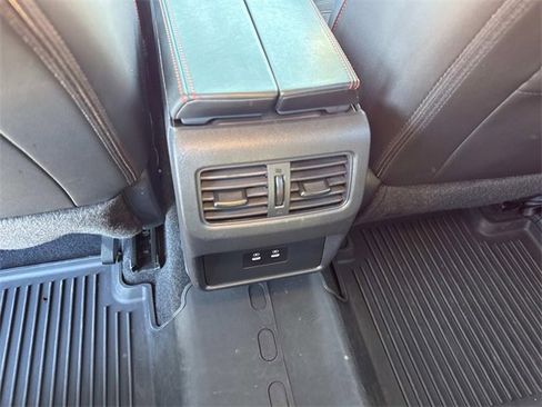 Used 2025 Nissan Rogue SV image 18