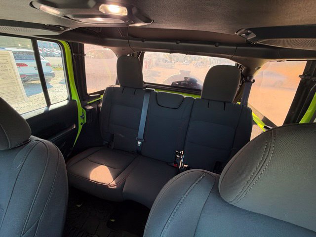 Used 2021 Jeep Wrangler Unlimited Rubicon AWD/4WD image 21