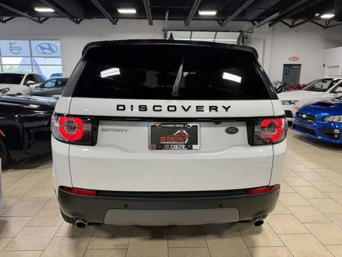 Used 2018 Land Rover Discovery Sport SE AWD/4WD image 5