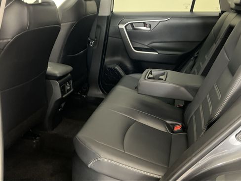 Used 2021 Toyota RAV4 XLE Premium AWD/4WD image 24