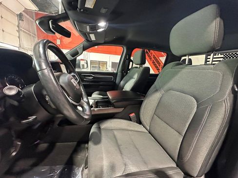 Used 2020 RAM 1500 Big Horn AWD/4WD image 12