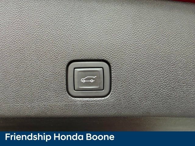 Used 2024 Cadillac XT6 Sport w/ Technology Package AWD/4WD image 52