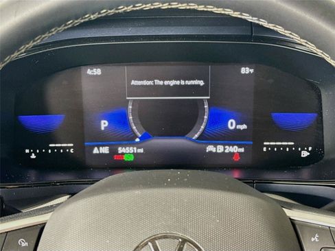 Used 2022 Volkswagen Taos SE FWD image 14