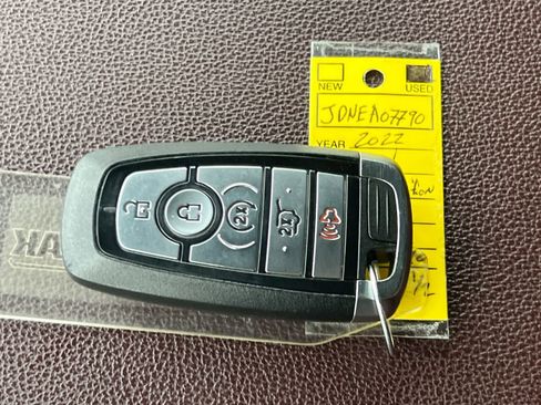 Used 2022 Ford Expedition Max Limited AWD/4WD image 34