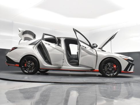 New 2025 Hyundai Elantra N image 21